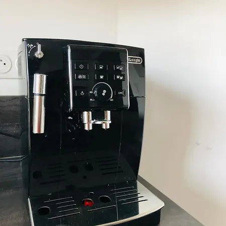 Maison Familiale A 500m De La *