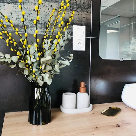 Maison Familiale A 500m De La